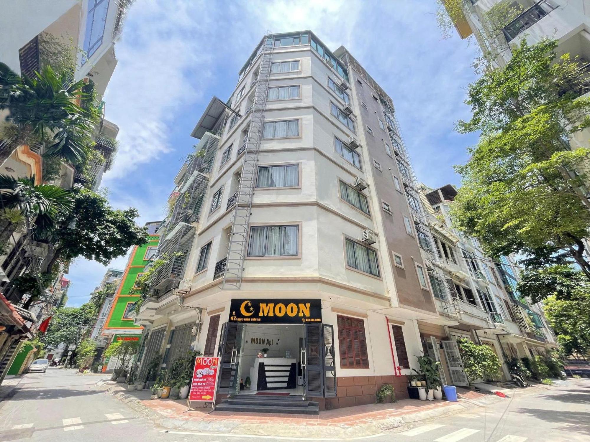 Moon Hotel Apt 3 Pham Tuan Tai, Hanoi